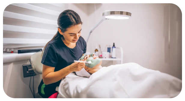 Curso de Tratamiento Facial Básico del Instituto Arzobispo Loayza